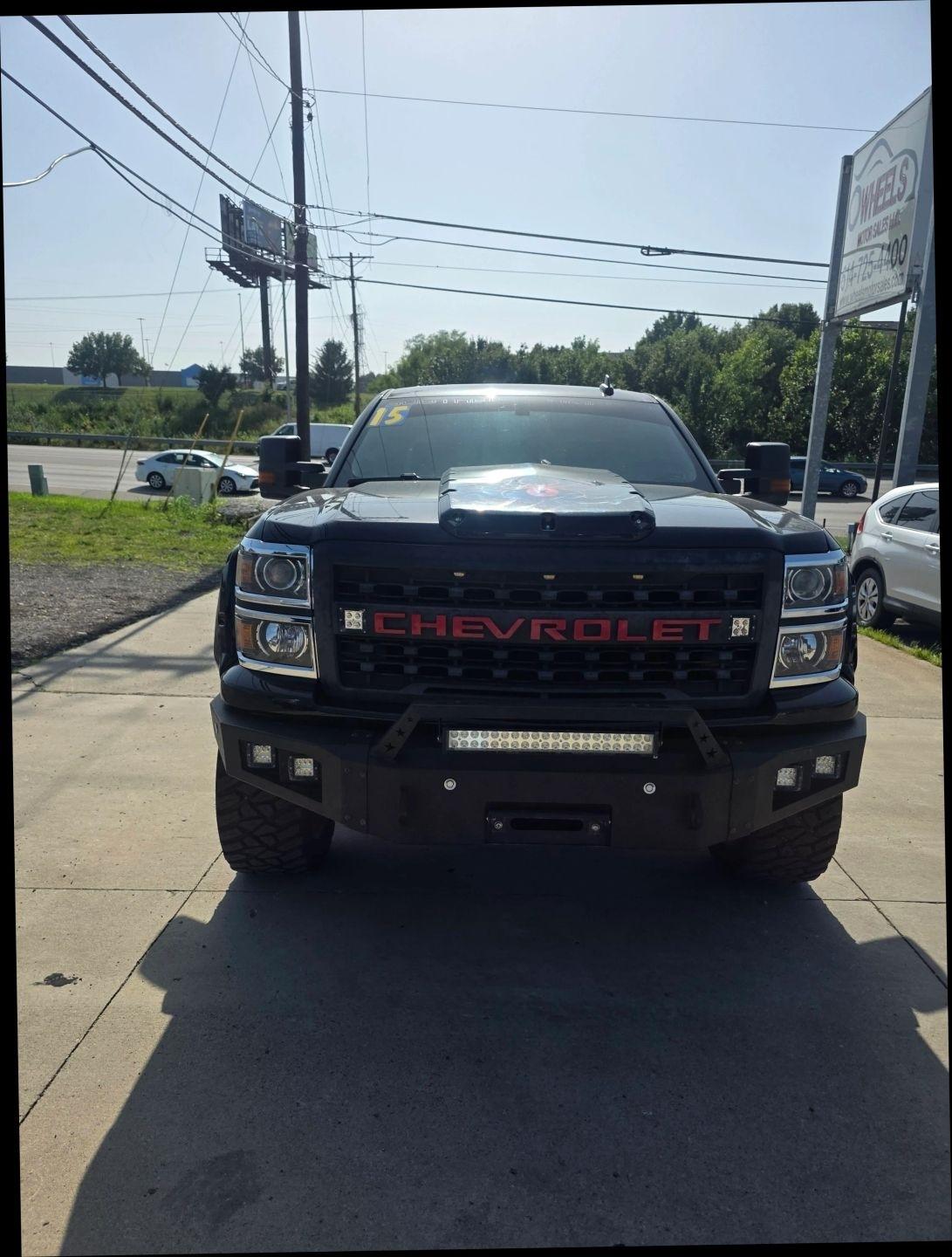 Chevrolet Silverado 1500 LTZ Crew Cab 4WD 2015