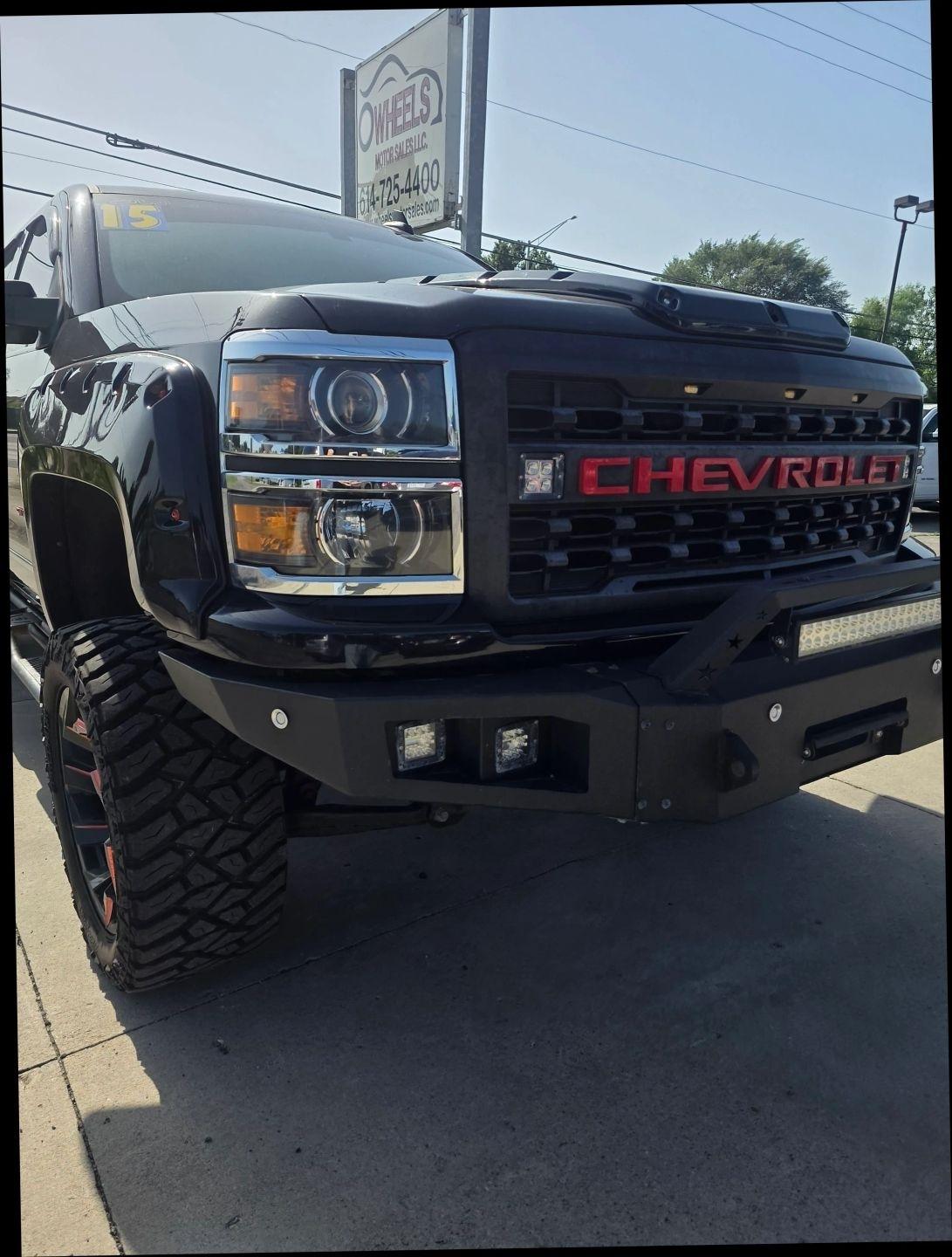 Chevrolet Silverado 1500 LTZ Crew Cab 4WD 2015
