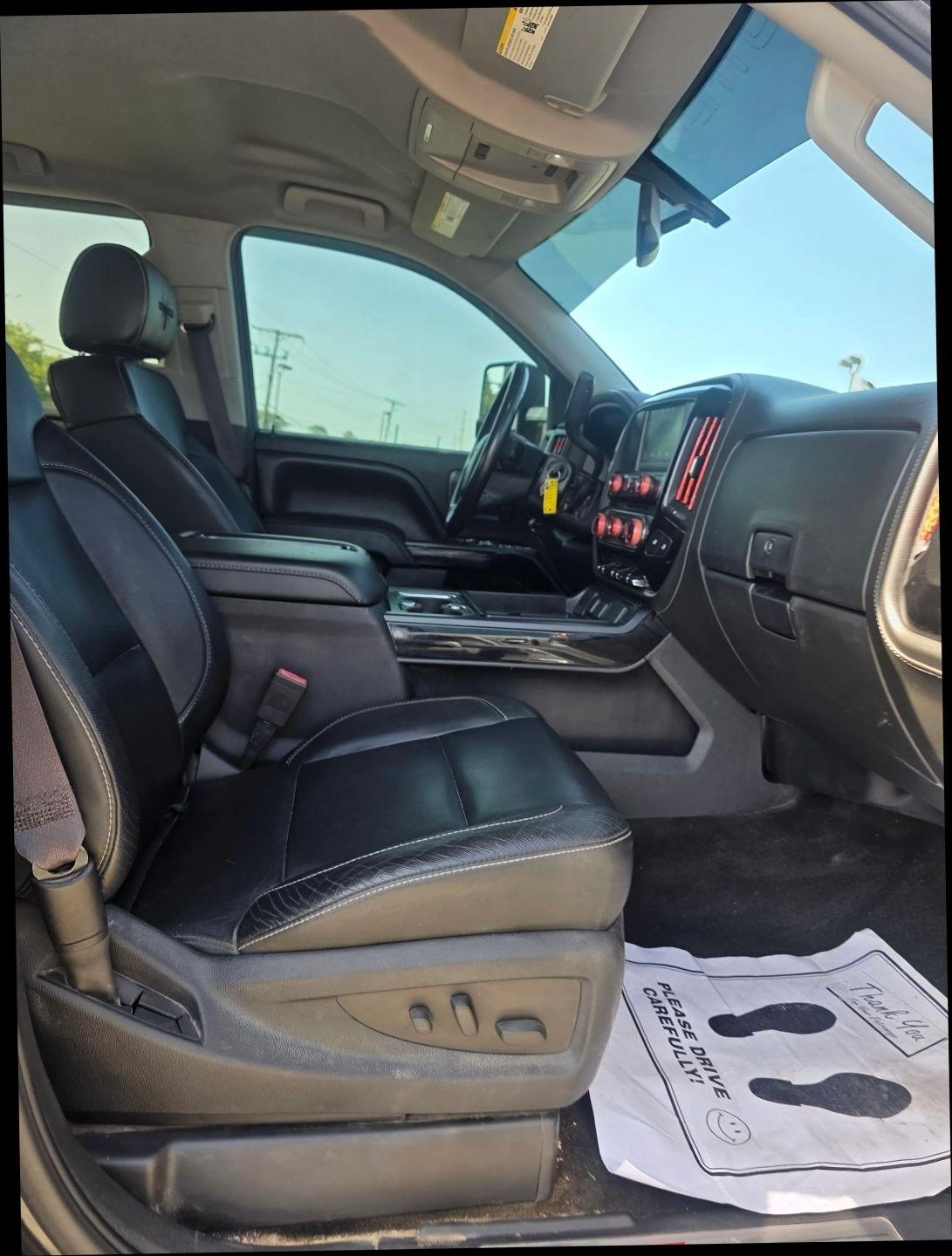 Chevrolet Silverado 1500 LTZ Crew Cab 4WD 2015