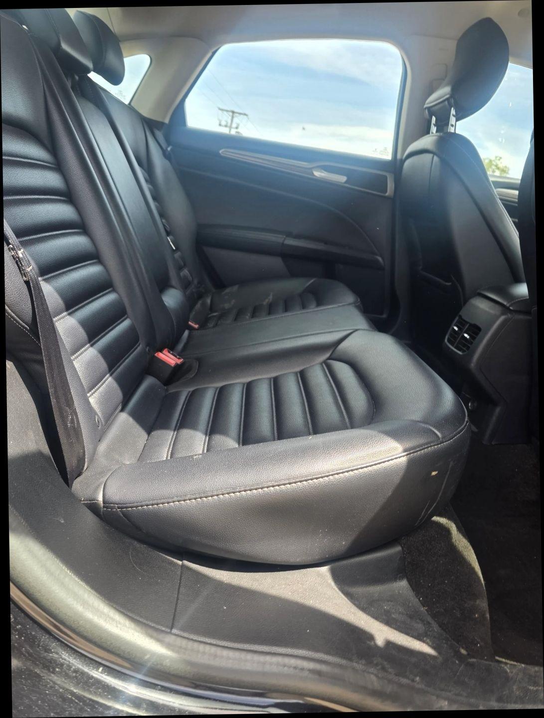 Ford Fusion Hybrid SEL 2019