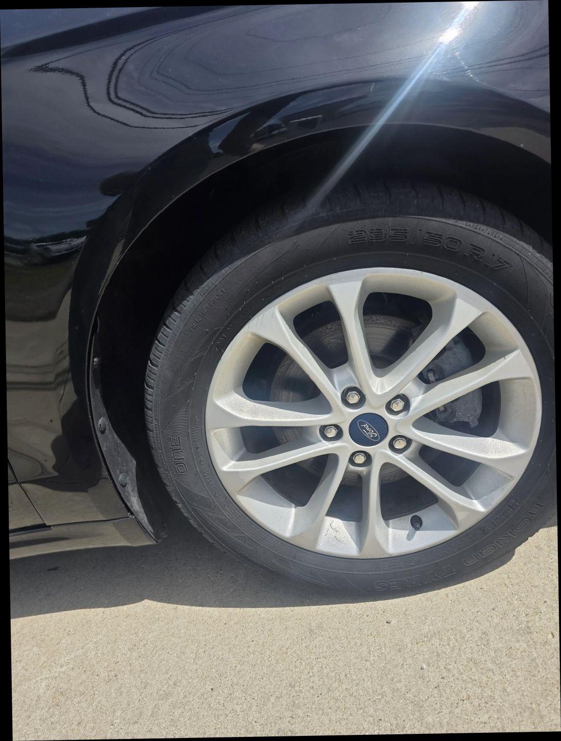 Ford Fusion Hybrid SEL 2019
