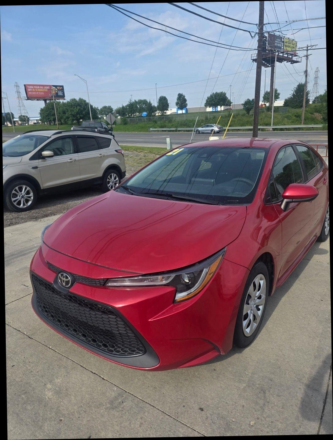 Toyota Corolla LE 2021