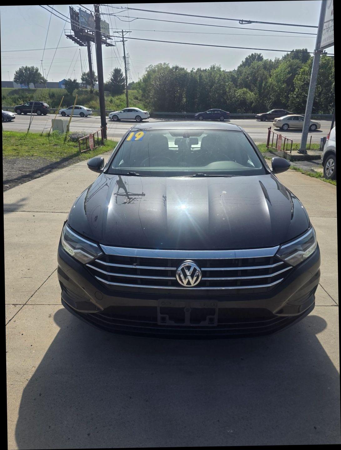Volkswagen Jetta  2019