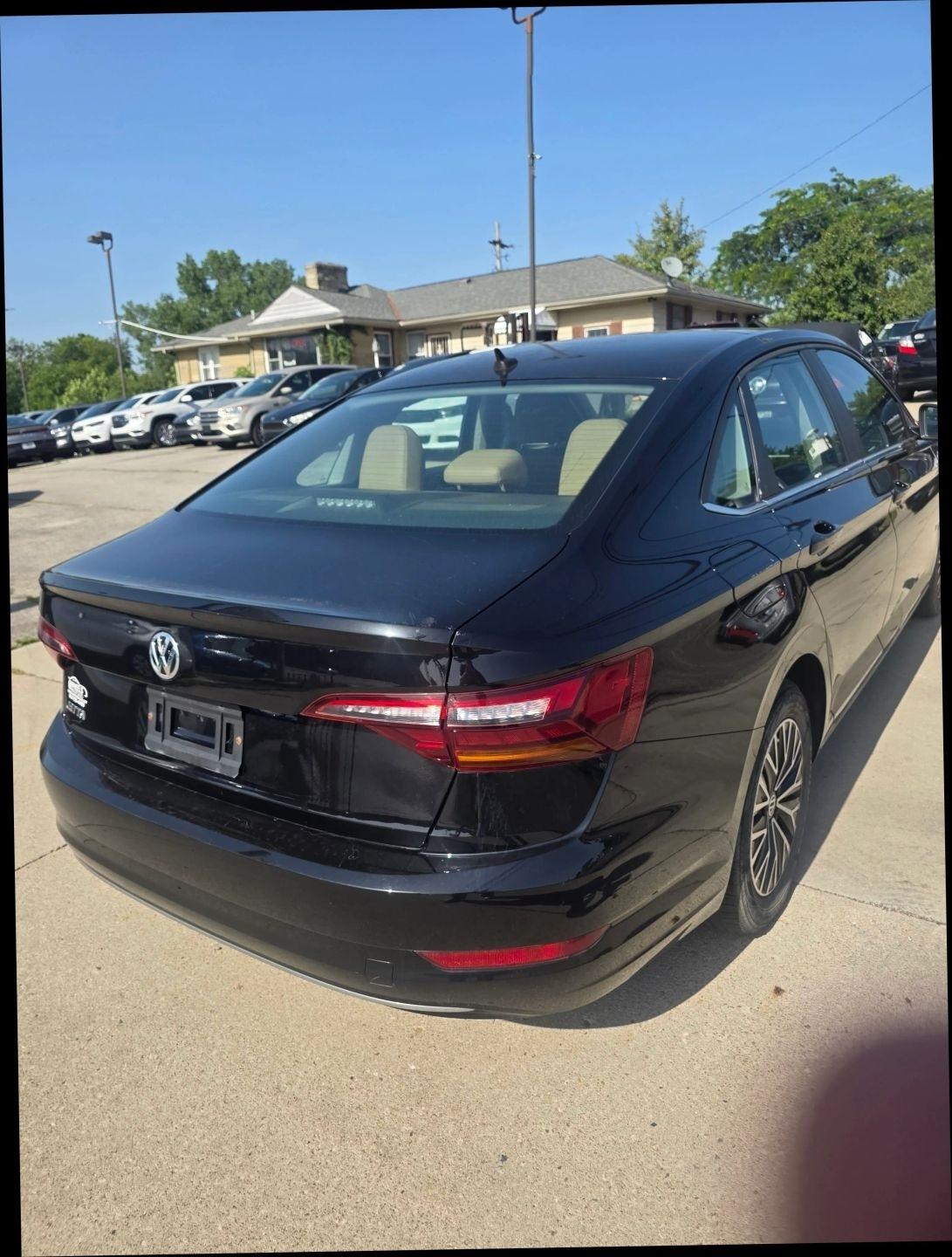 Volkswagen Jetta  2019