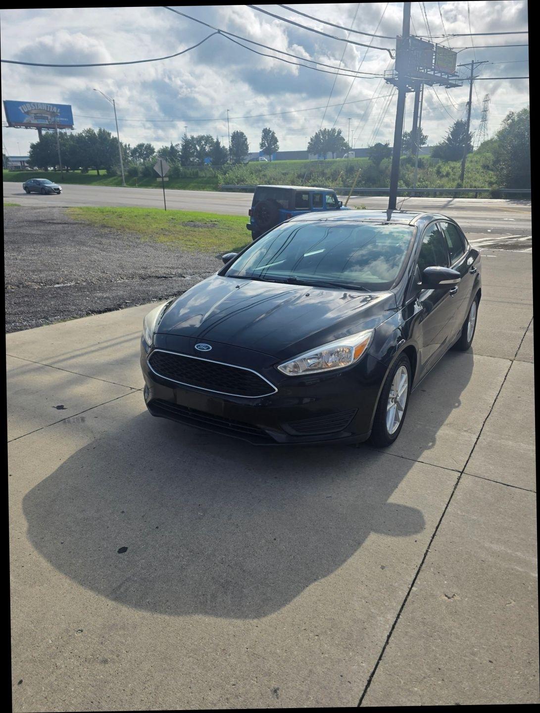 Ford Focus SE Sedan 2017