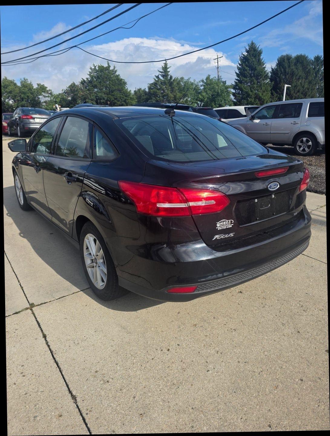 Ford Focus SE Sedan 2017