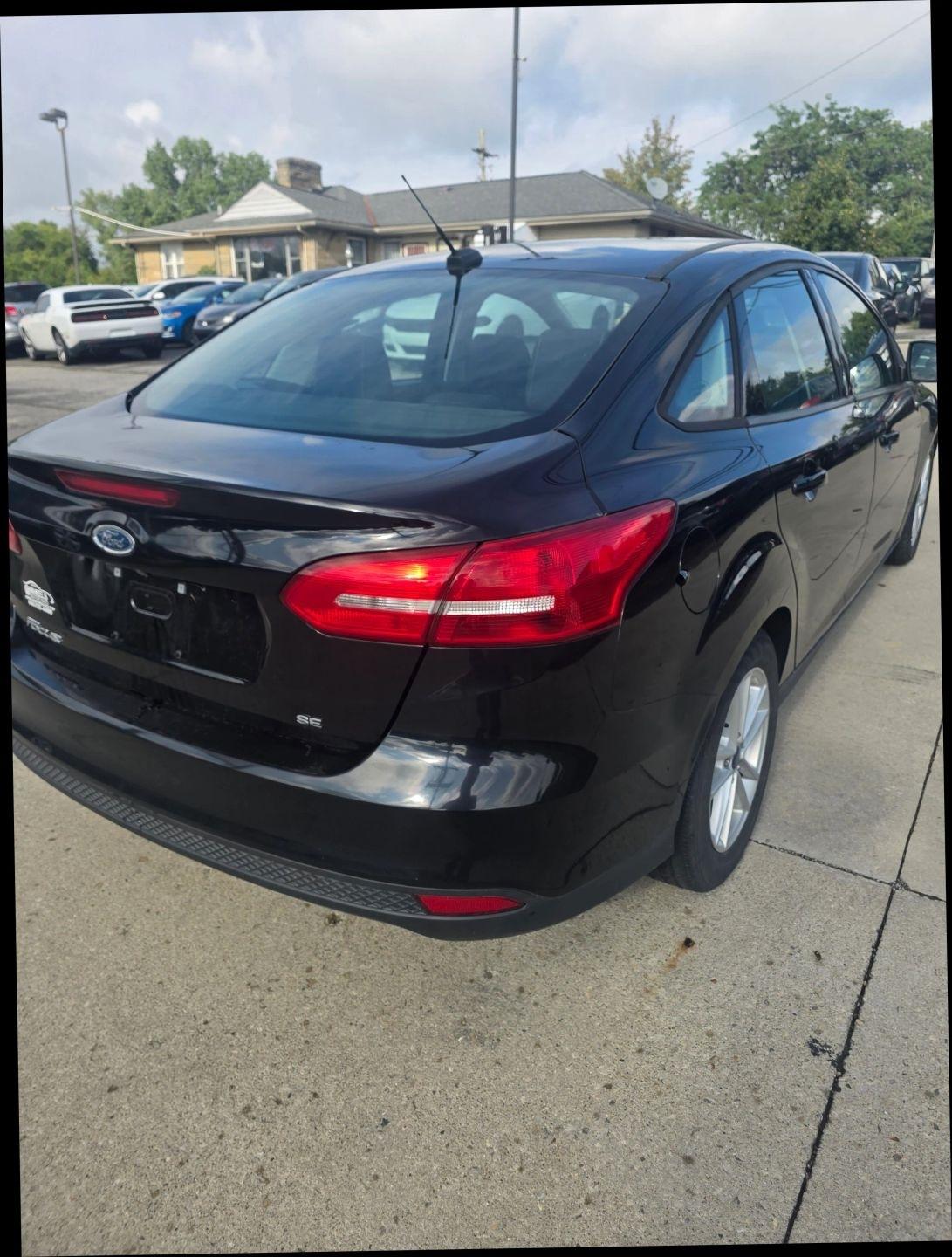 Ford Focus SE Sedan 2017