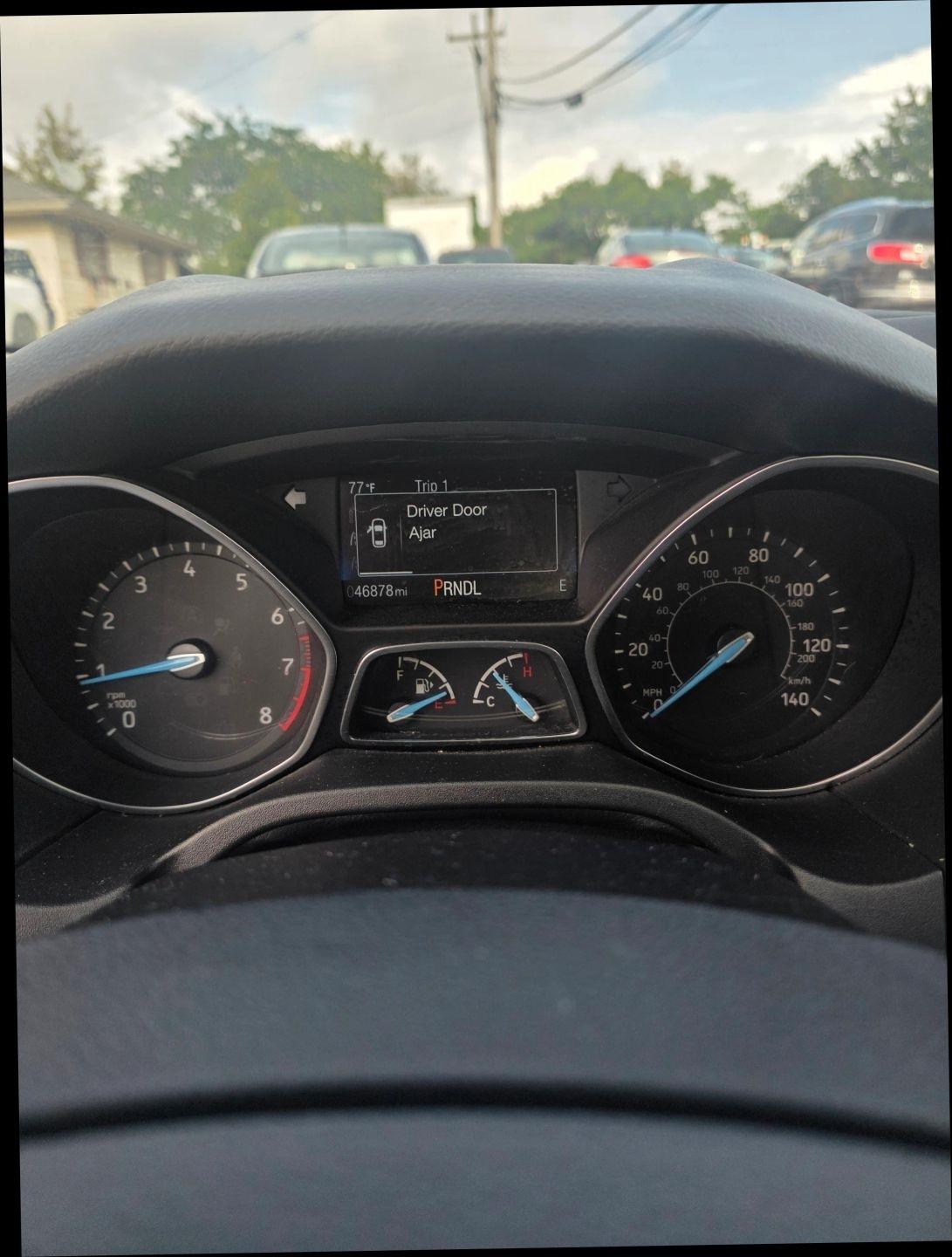 Ford Focus SE Sedan 2017