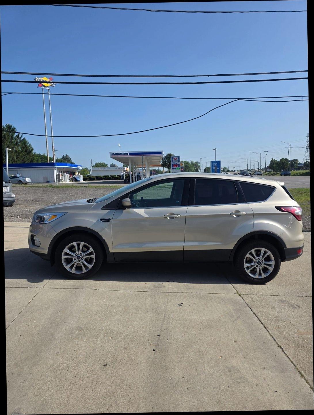 Ford Escape SE FWD 2017