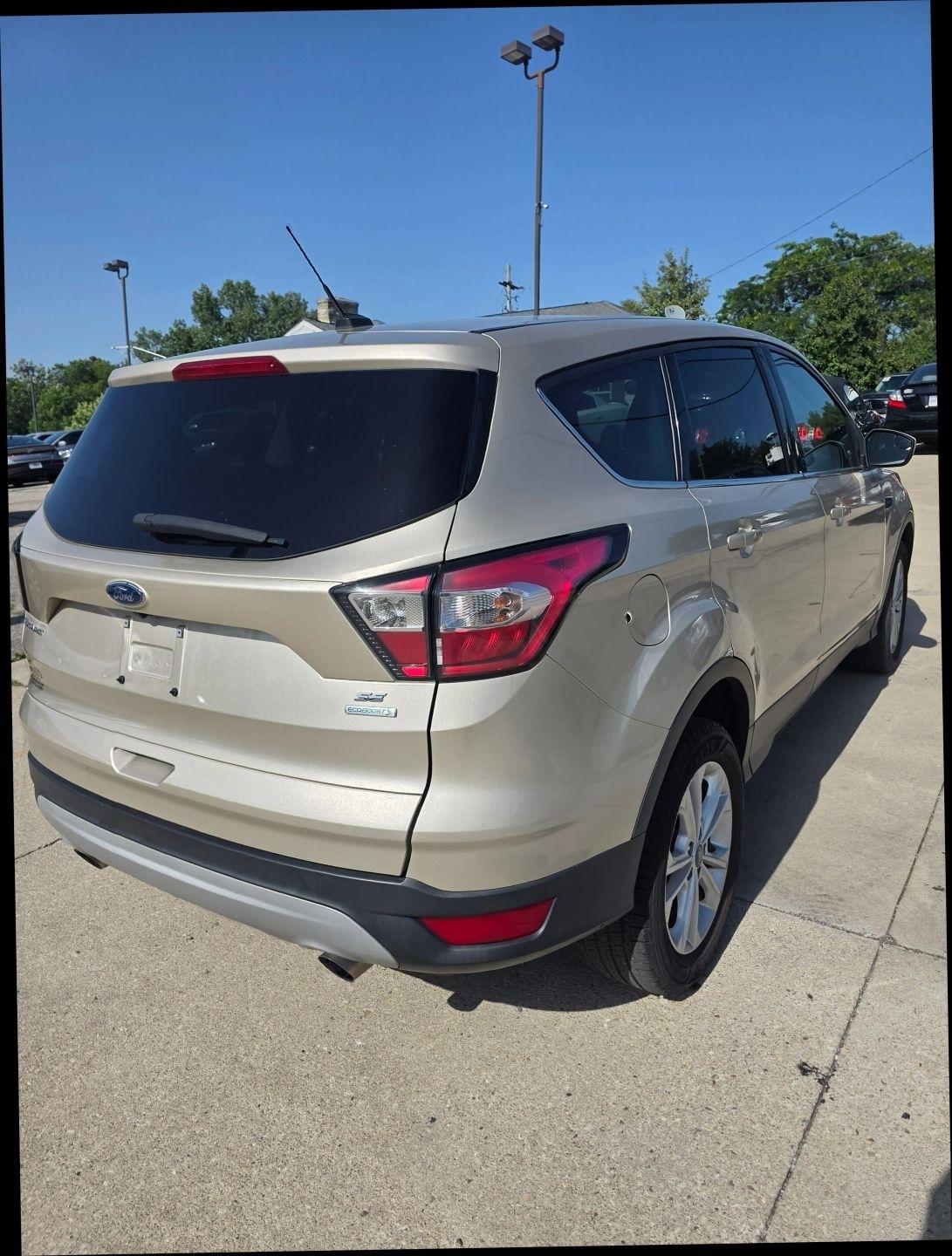Ford Escape SE FWD 2017
