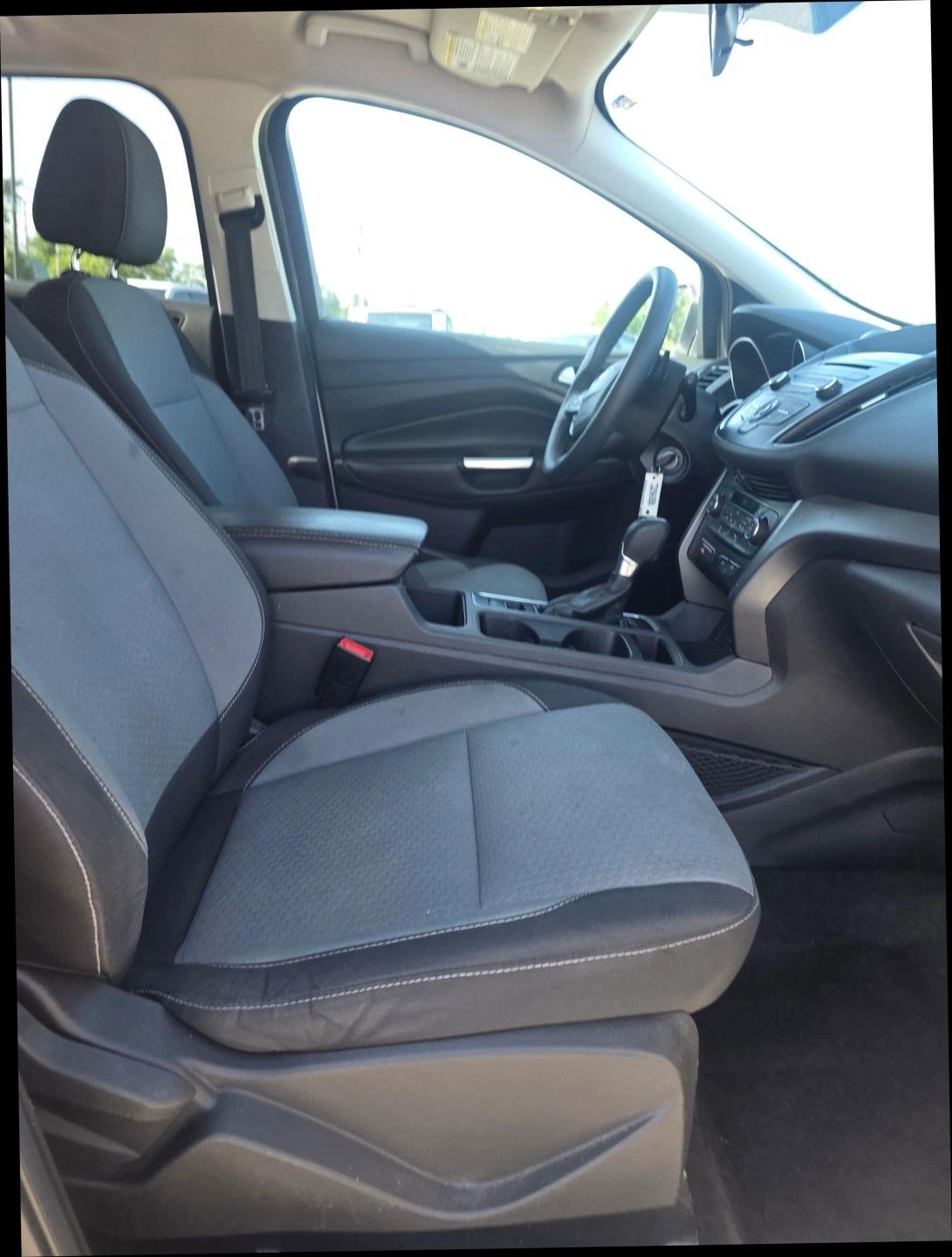 Ford Escape SE FWD 2017