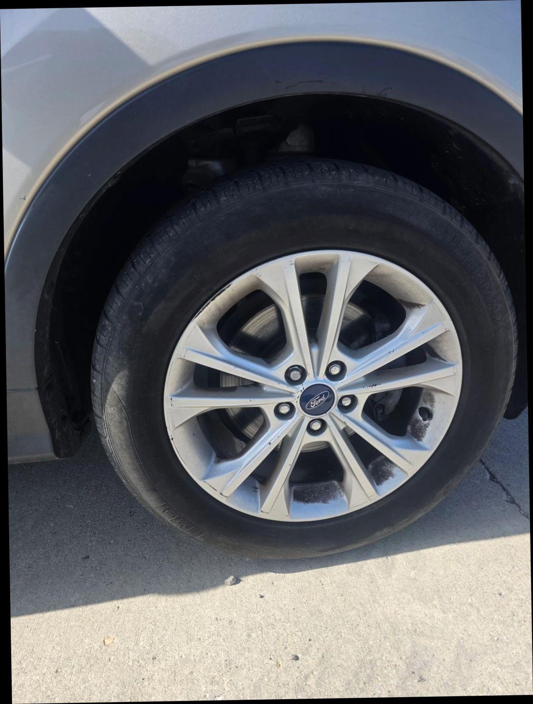 Ford Escape SE FWD 2017