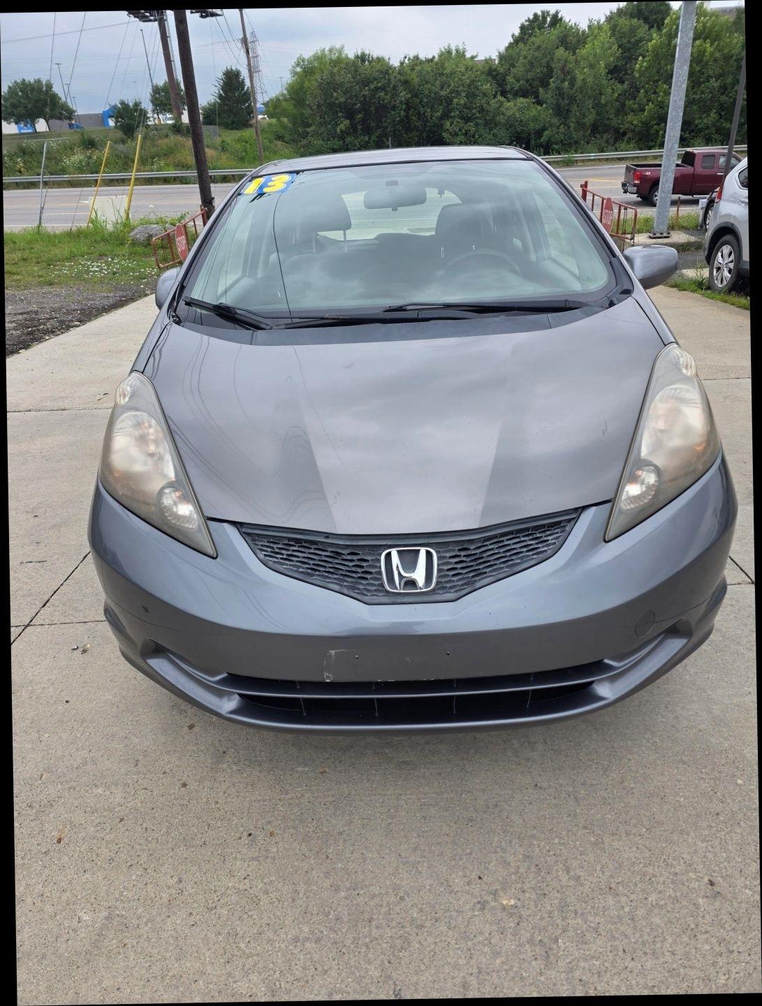 Honda Fit 5-Speed AT 2013