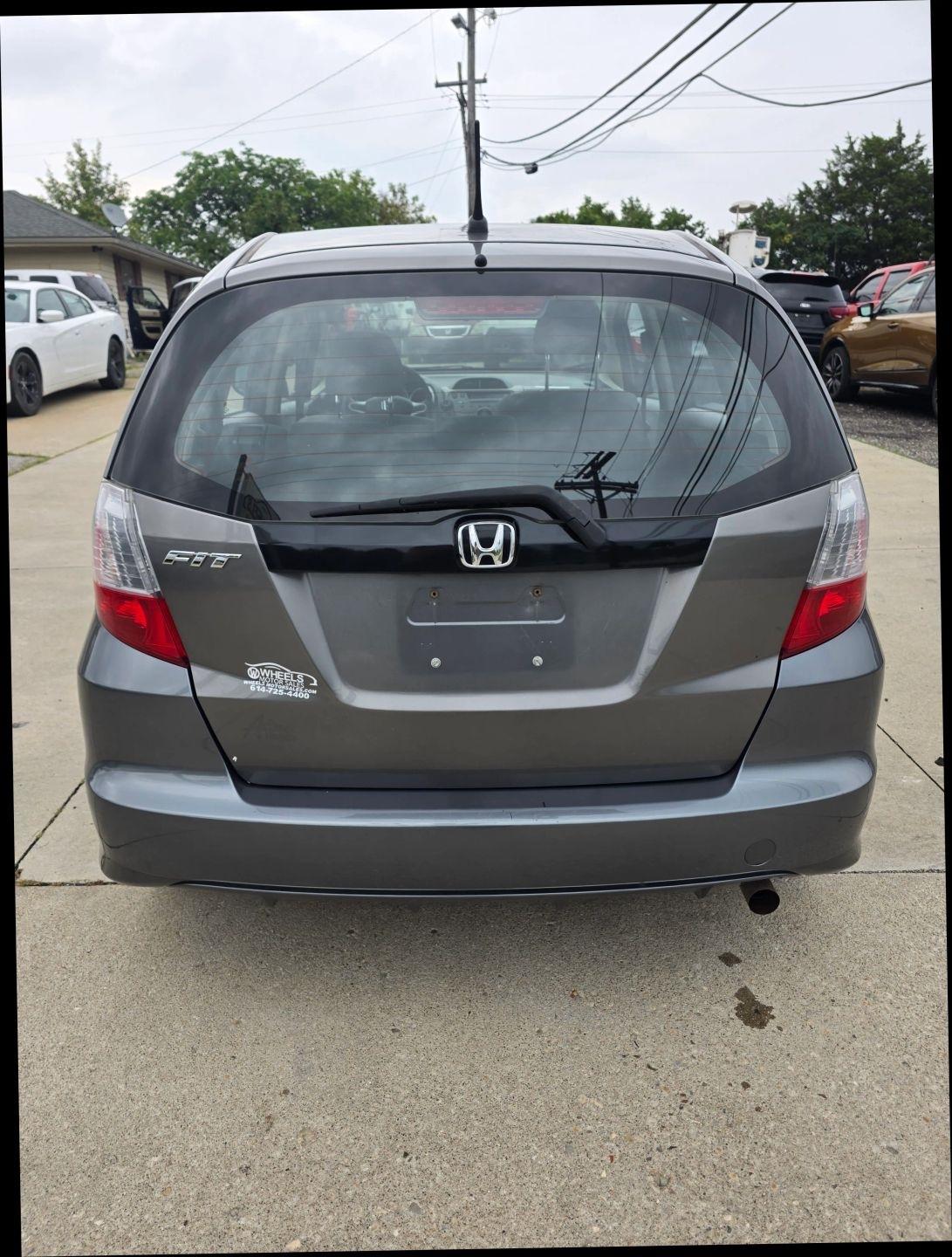 Honda Fit 5-Speed AT 2013
