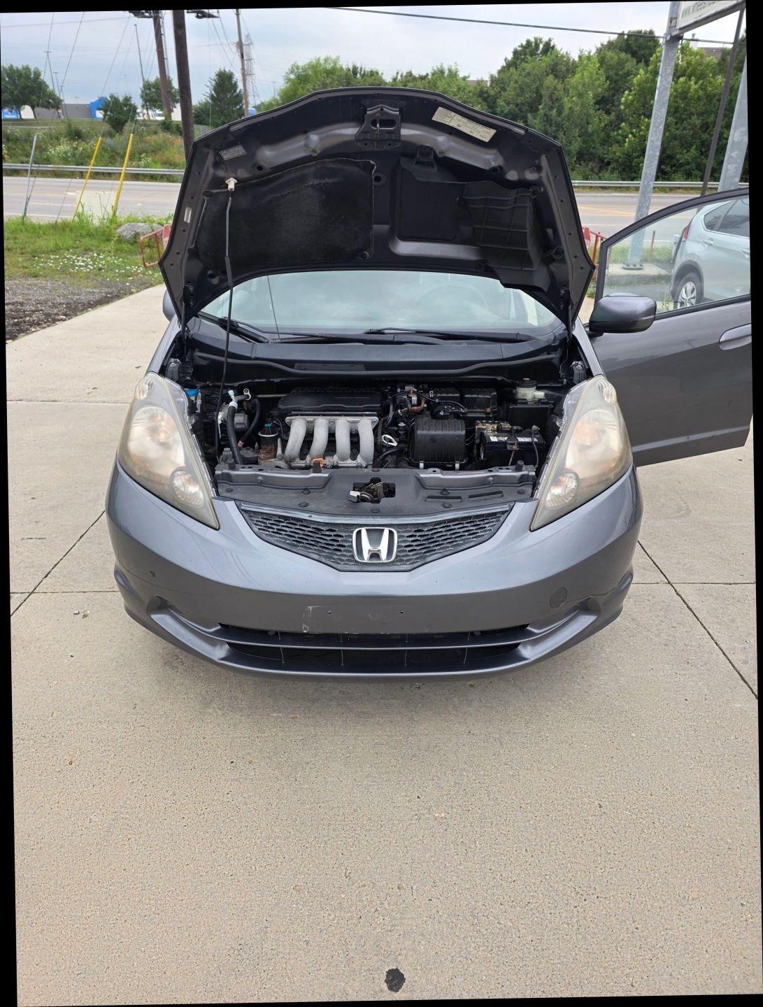 Honda Fit 5-Speed AT 2013