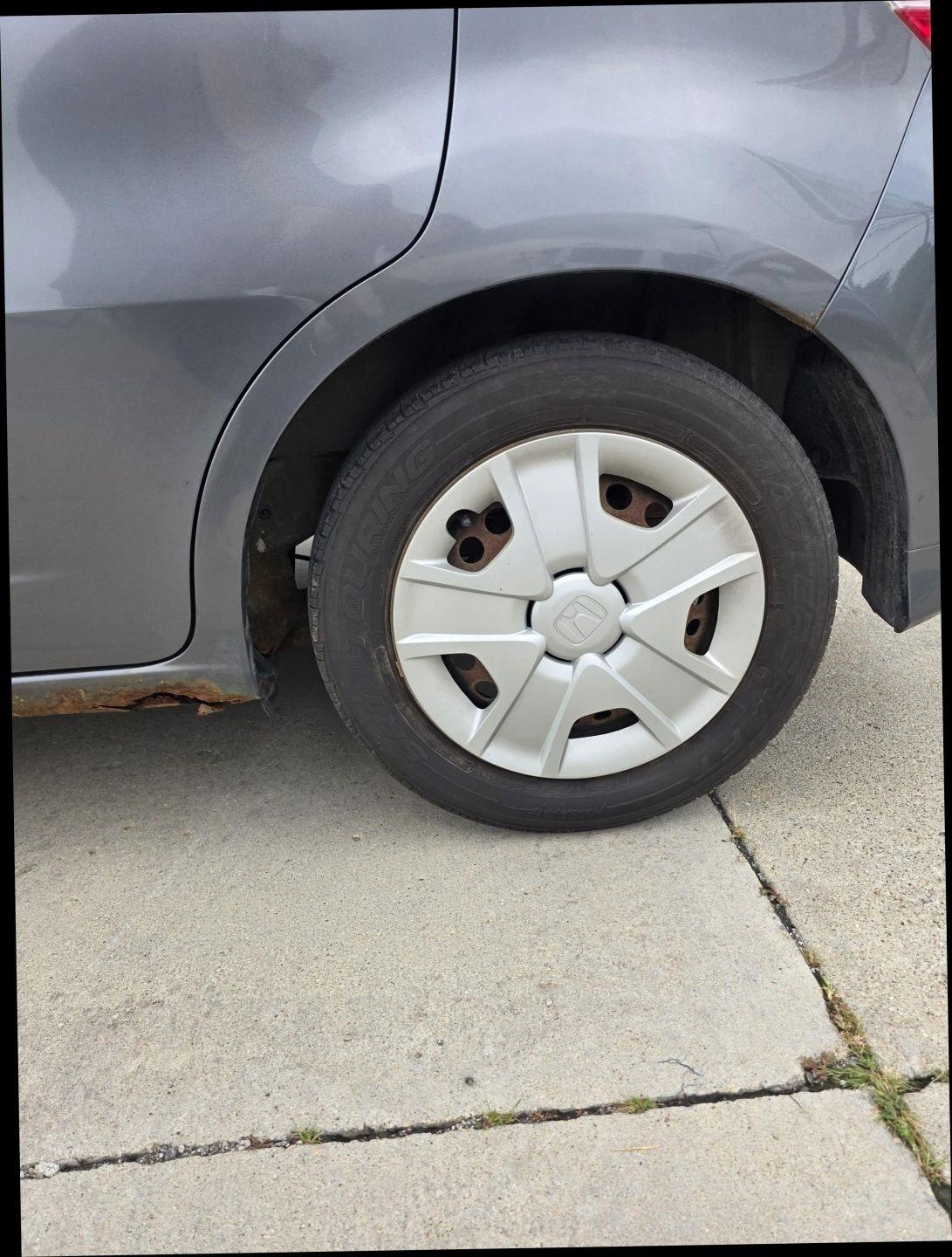 Honda Fit 5-Speed AT 2013
