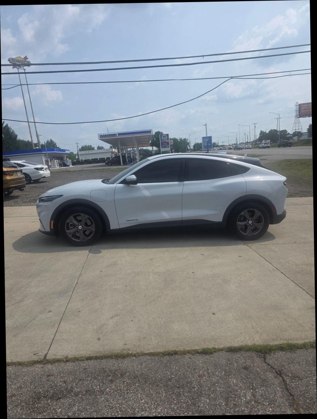 Ford Mustang Mach-E Select AWD 2021