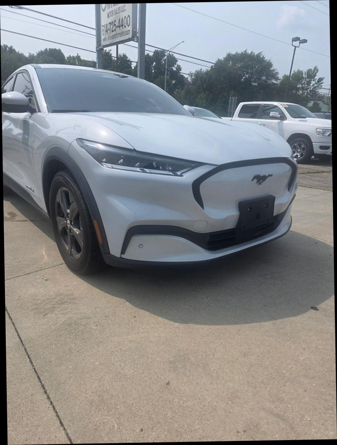 Ford Mustang Mach-E Select AWD 2021