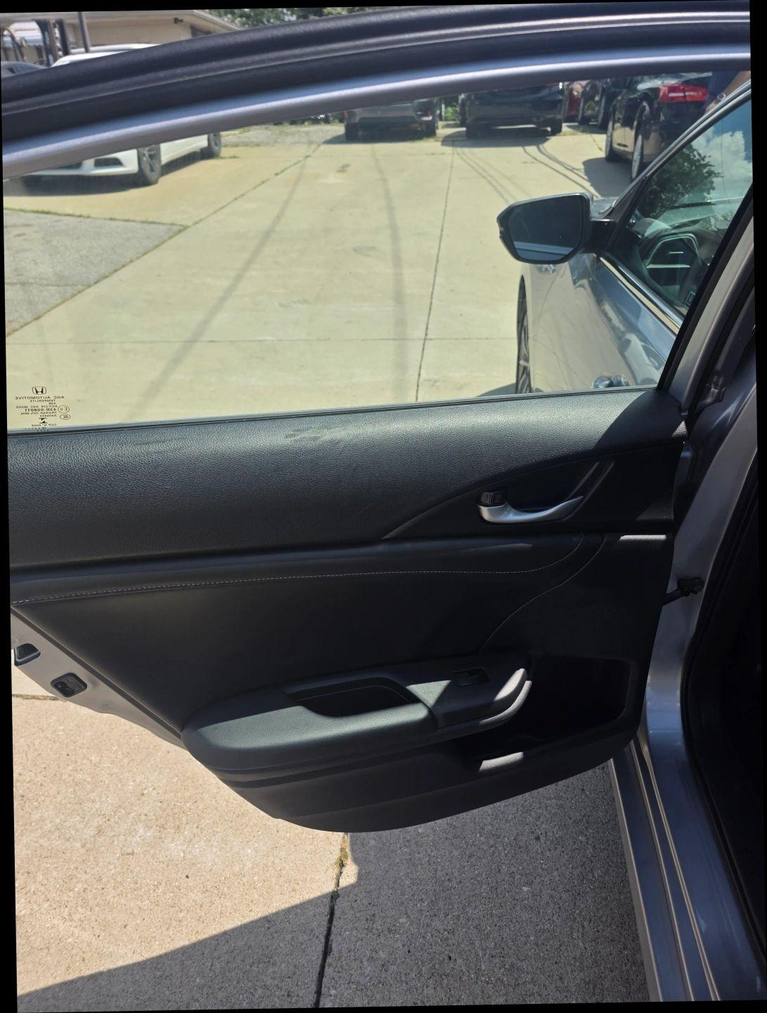 Honda Insight Touring 2019