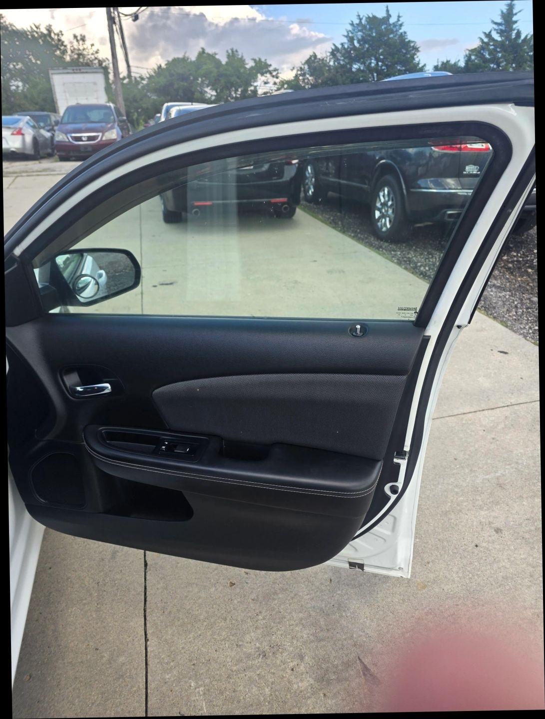 Dodge Avenger SE 2013