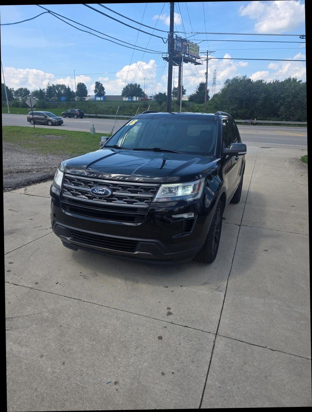 Ford Explorer XLT 4WD 2018
