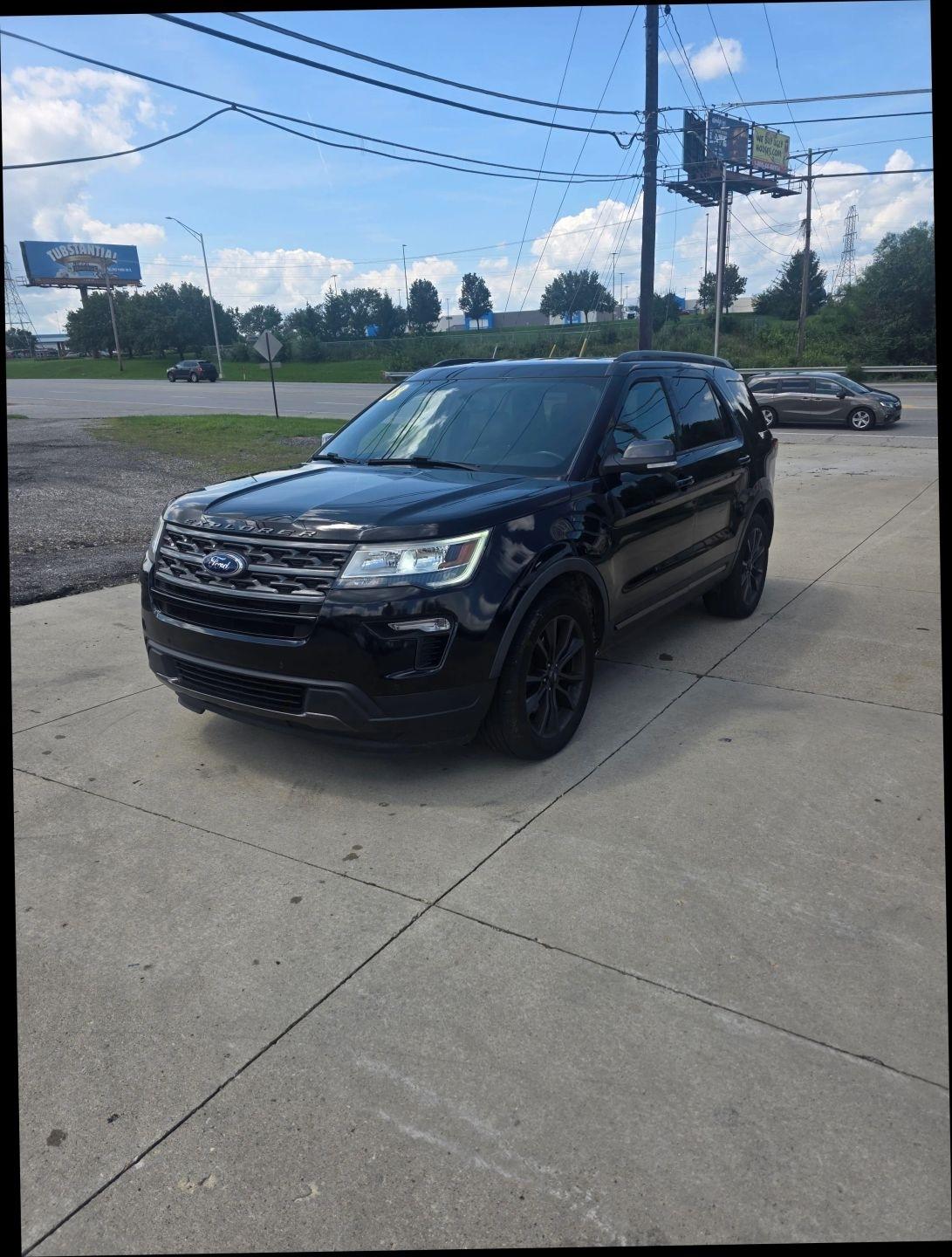 Ford Explorer XLT 4WD 2018