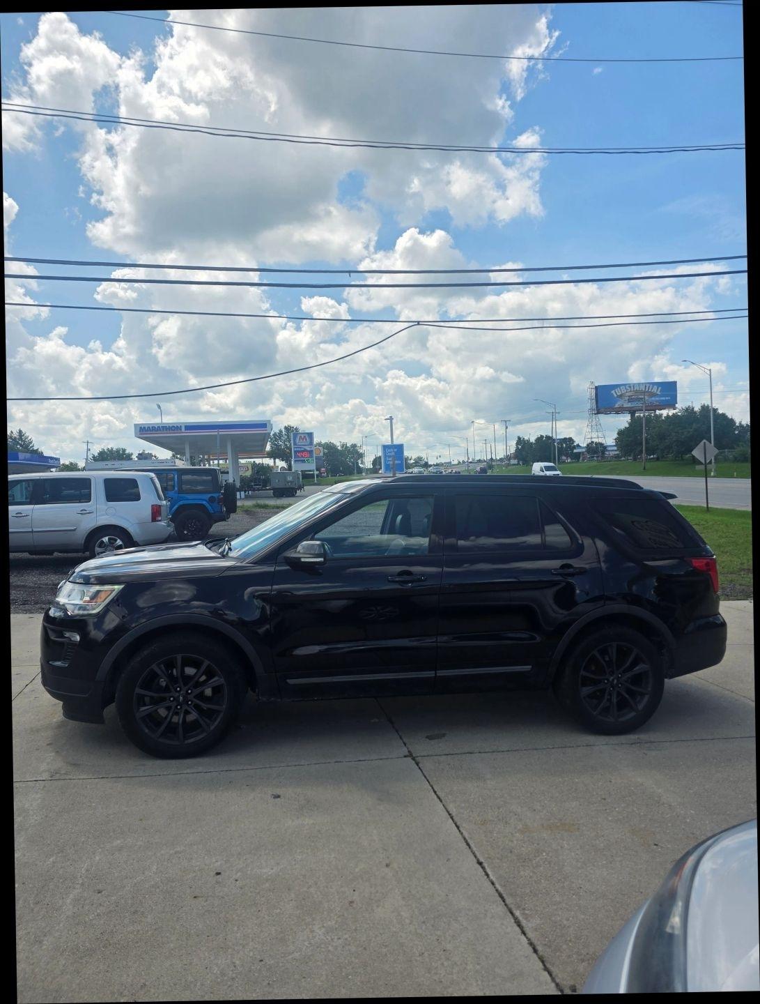 Ford Explorer XLT 4WD 2018