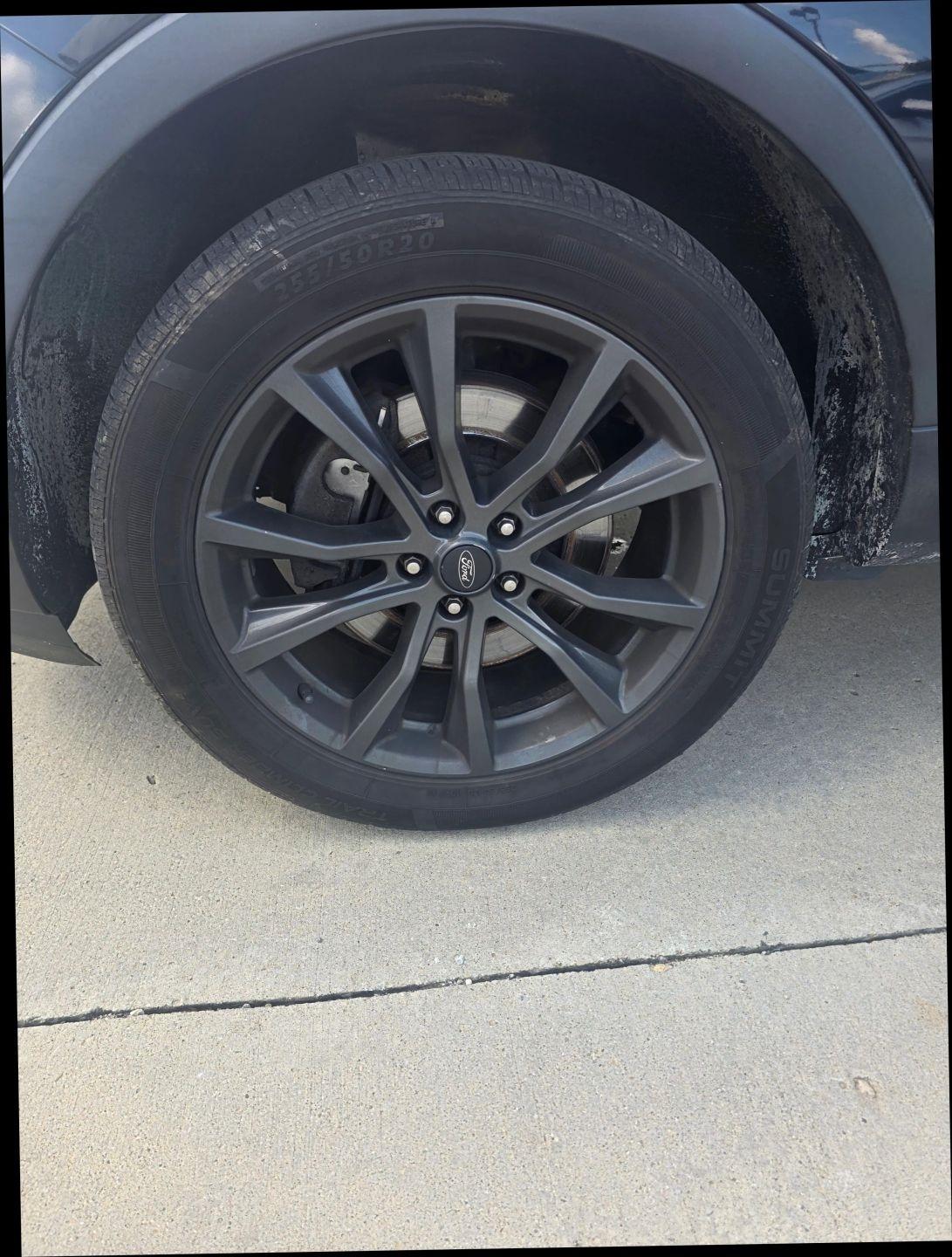 Ford Explorer XLT 4WD 2018