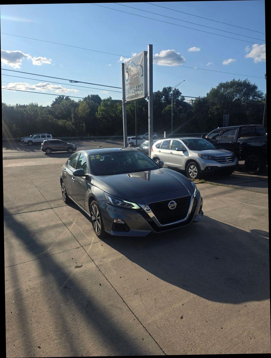2022 Nissan Altima 2.5 SV