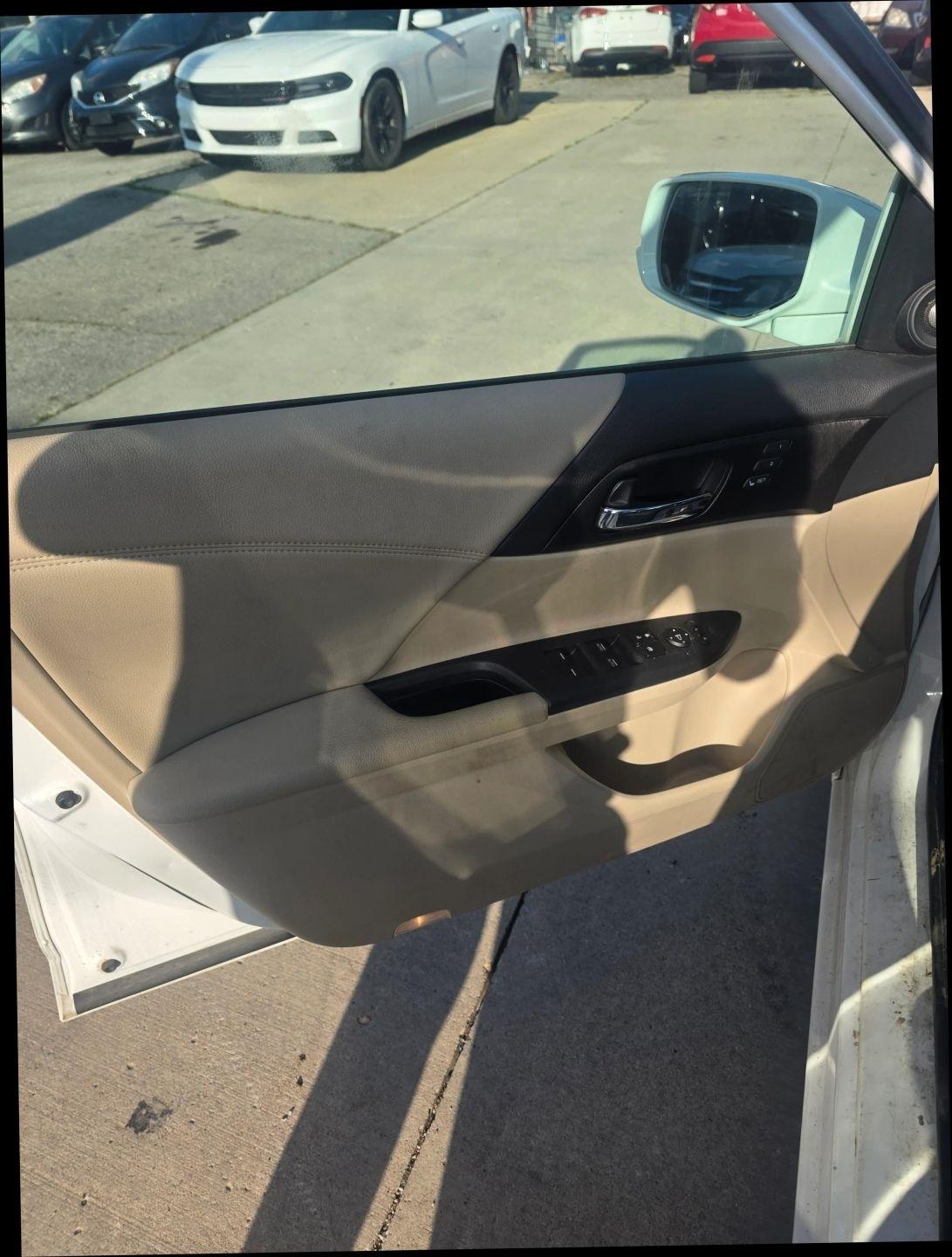 Honda Accord Hybrid EX-L 2015