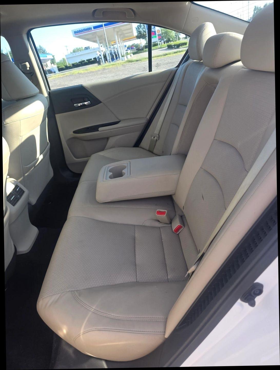 Honda Accord Hybrid EX-L 2015