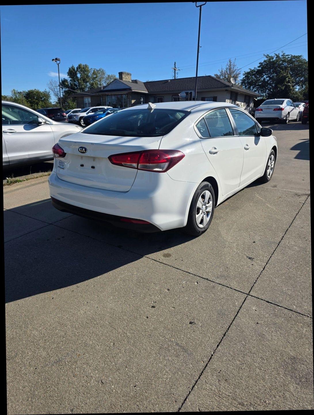 Kia Forte LX 6A 2017