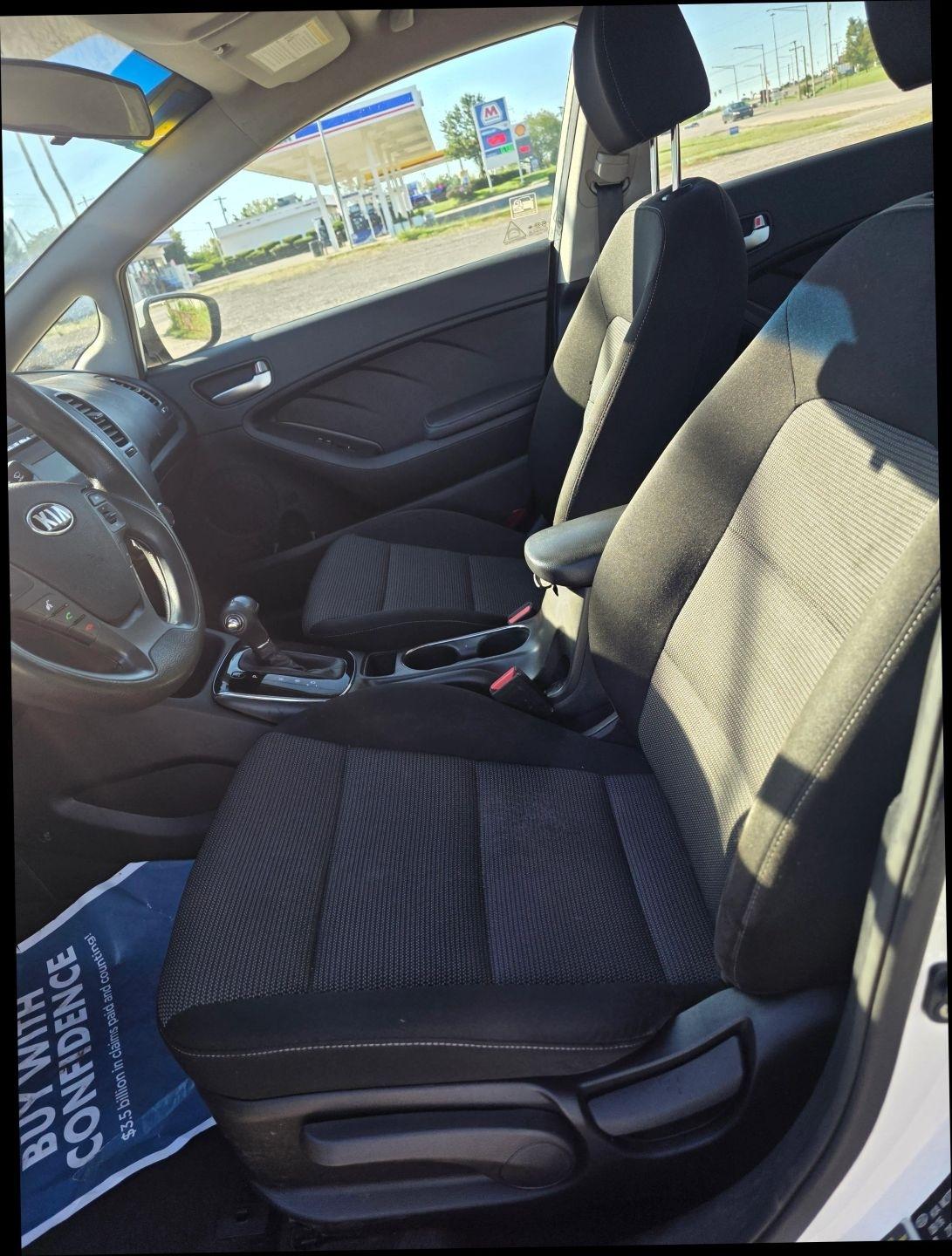 Kia Forte LX 6A 2017