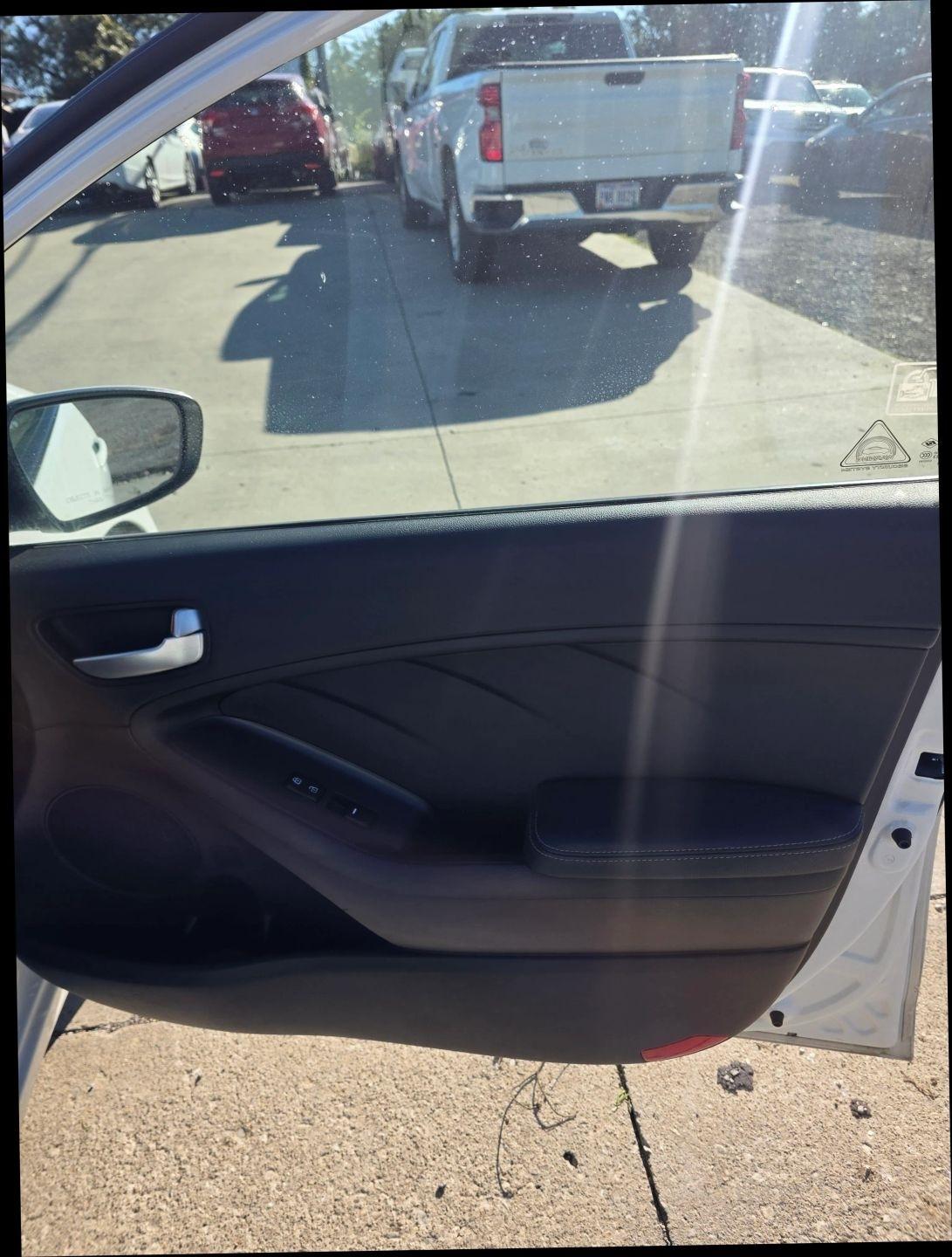 Kia Forte LX 6A 2017