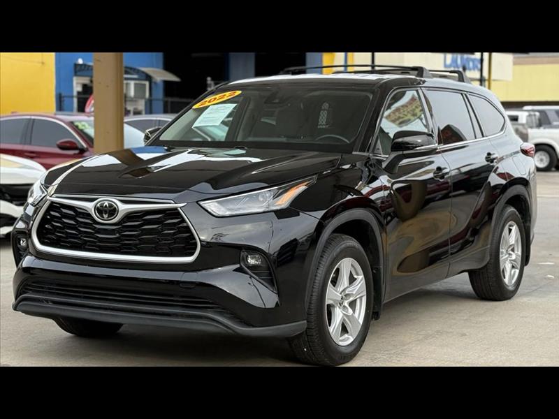 2022 Toyota Highlander LE AWD V6