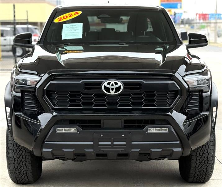 2024 Toyota Tacoma TRD Sport Double Cab 4x4 photo 2