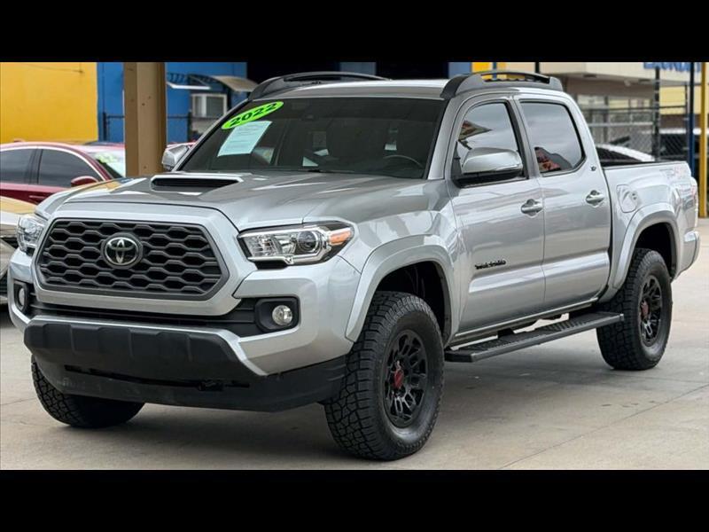 2022 Toyota Tacoma SR5 Double Cab Long Bed V6 6AT 4WD
