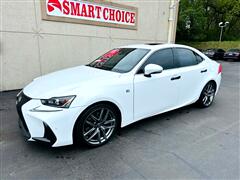 2020 Lexus IS  2020 Lexus IS