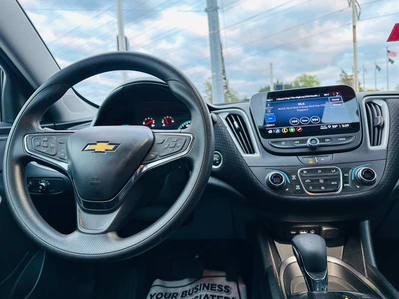 Chevrolet Malibu  2024 Chevrolet Malibu  2024