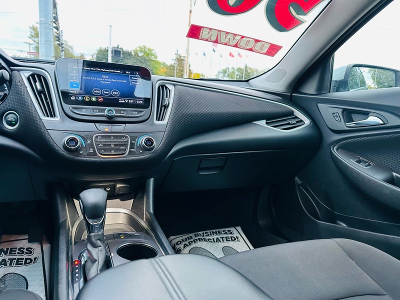 Chevrolet Malibu  2024 Chevrolet Malibu  2024