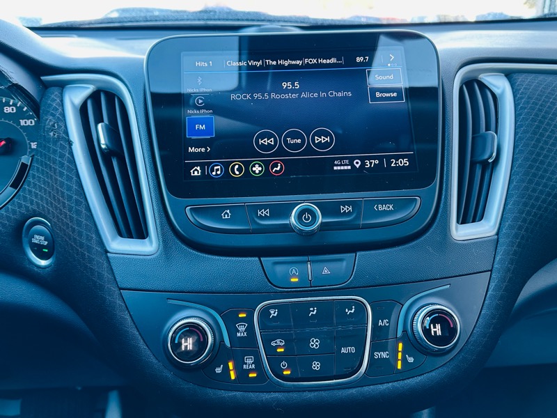 Chevrolet Malibu  2024