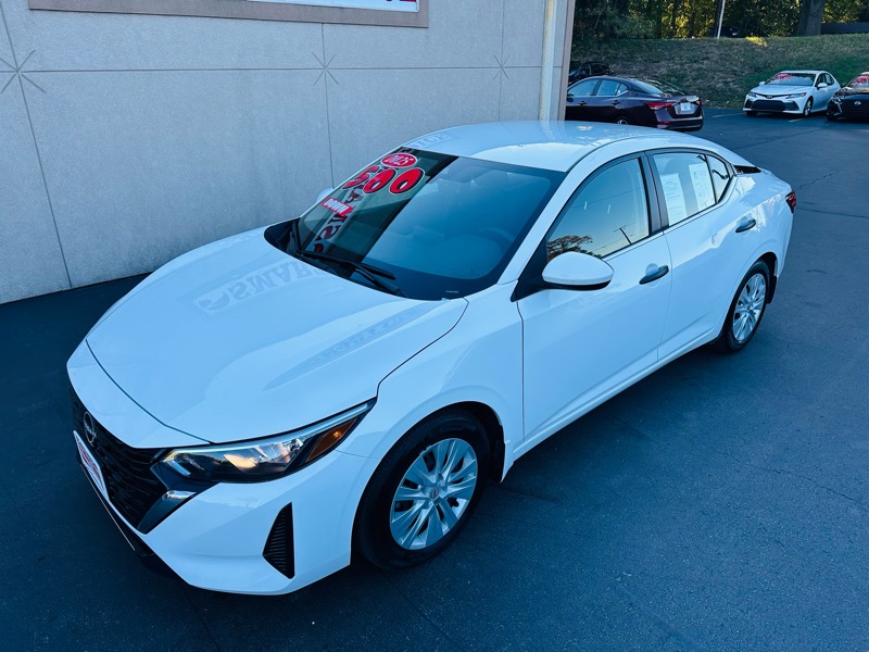 Nissan Sentra  2025 Nissan Sentra  2025