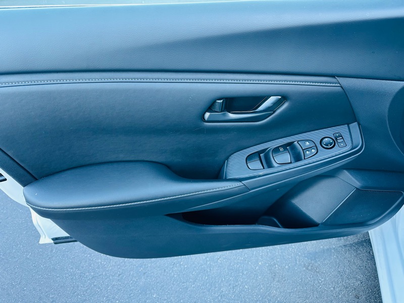 Nissan Sentra  2025 Nissan Sentra  2025