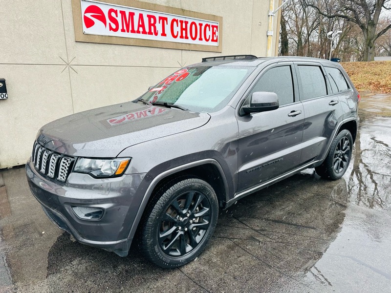 2021 Jeep Grand Cherokee LAREDO