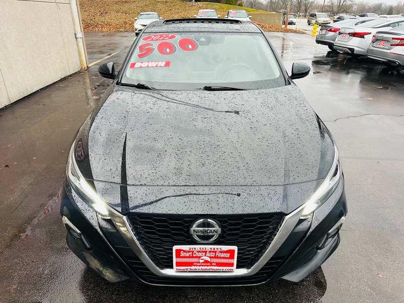 Nissan Altima  2022