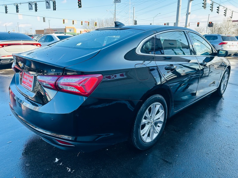 Chevrolet Malibu  2022