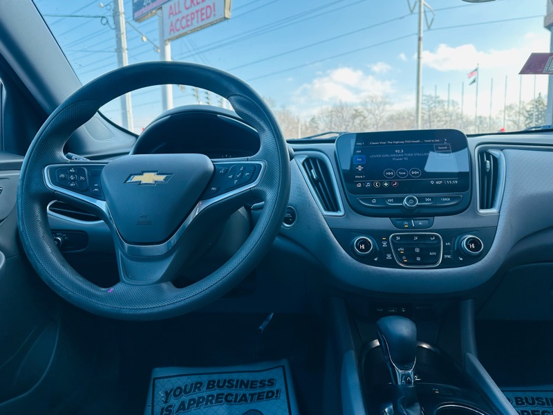 Chevrolet Malibu  2022