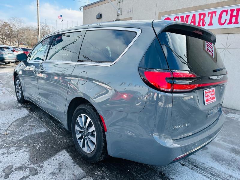 Chrysler Pacifica Hybrid  2022