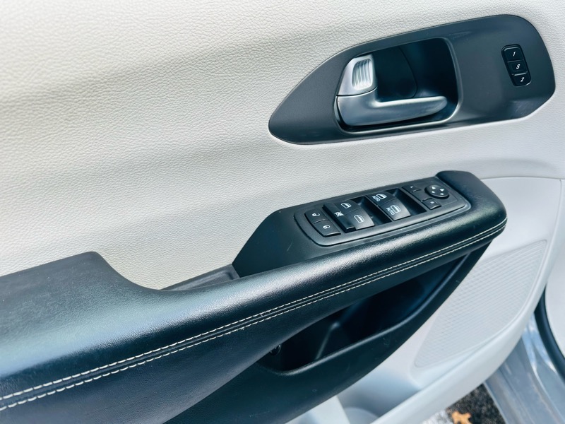 Chrysler Pacifica Hybrid  2022