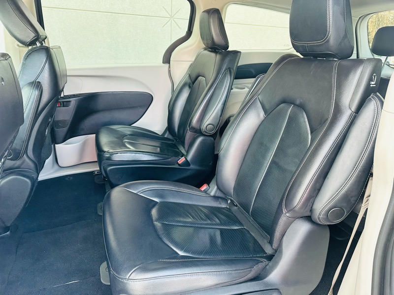 Chrysler Pacifica Hybrid  2022